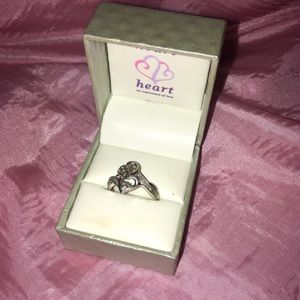 Hearts ring